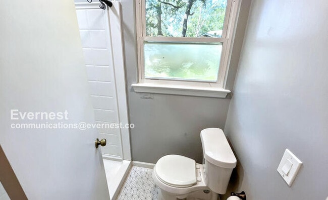 Building Photo - 7823 Huntington Forest Dr