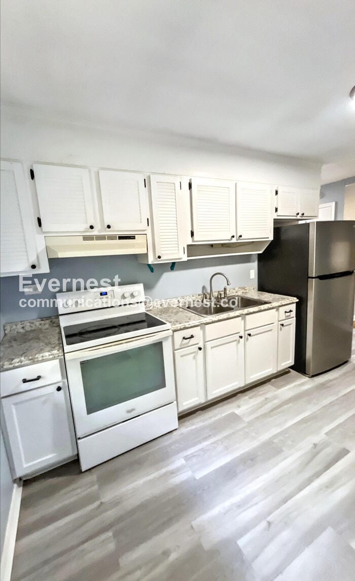 Building Photo - 18 Inglenook Dr