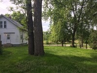 Building Photo - 208 Lindale Ave
