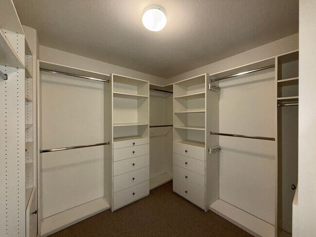 Building Photo - Solar Powered Gorgeous Carmel Valley Home!