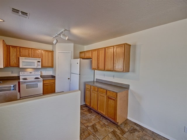 Building Photo - 12438 W Windrose Dr