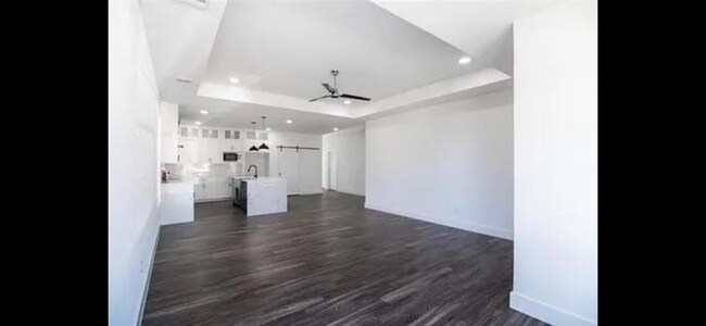 Building Photo - 1920 Carver Ave