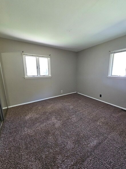 Building Photo - 1468 N Alto Vista