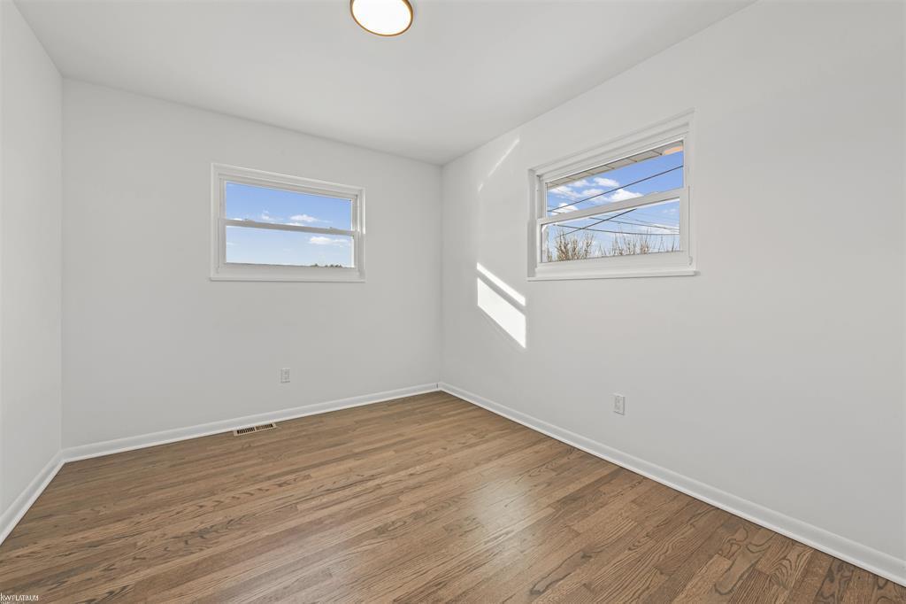 Building Photo - 46730 Romeo Plank Rd