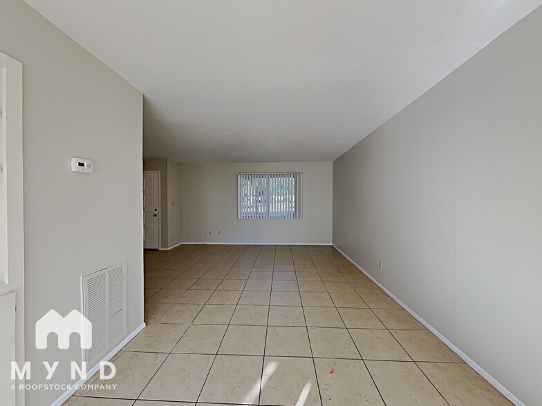 Building Photo - 5924 N 83rd St