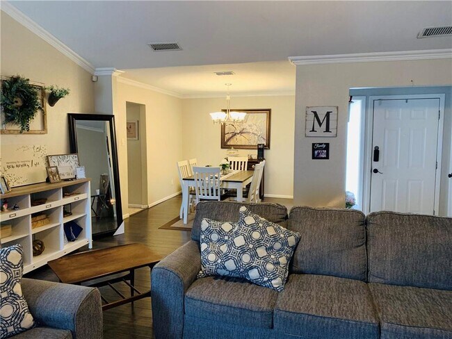 Building Photo - 5005 Goldeneye Dr