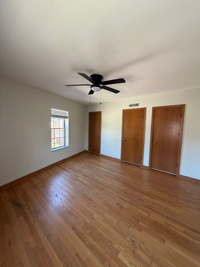 Building Photo - 89 Willmore Rd