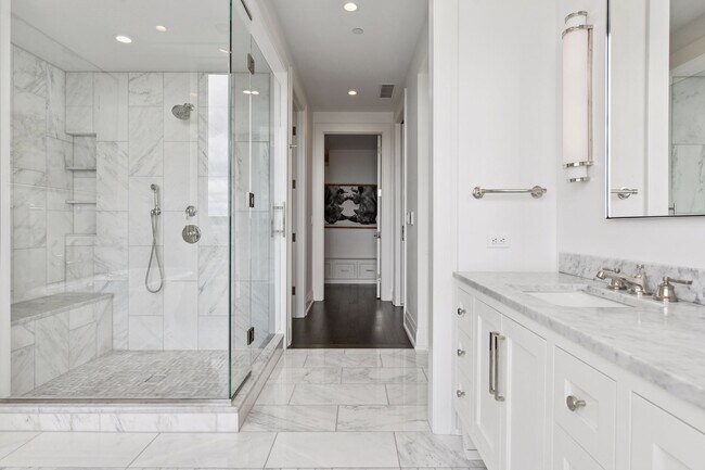 Building Photo - 1111 W River Pkwy