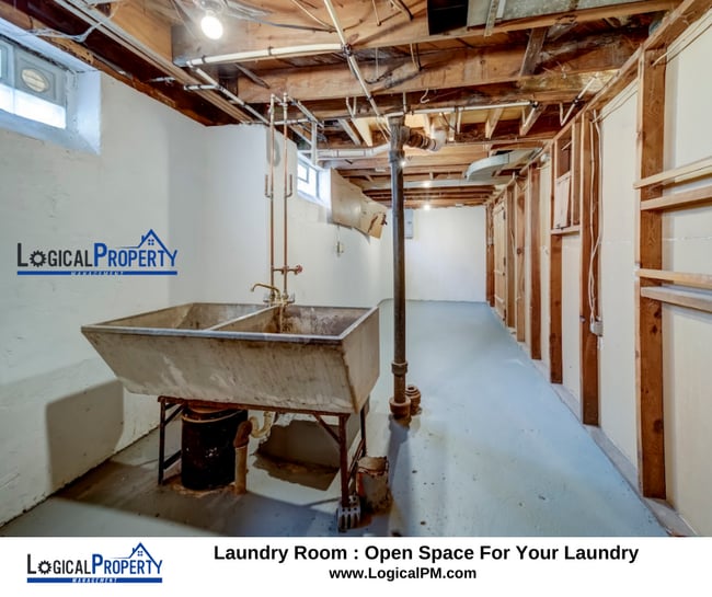 Building Photo - Newly Renovated 3/1 Bungalow w/ Front Porc...