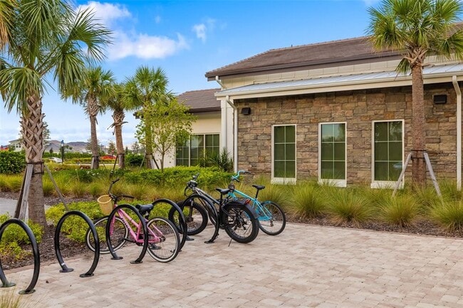 Building Photo - 17436 Haysack Ter