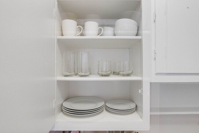 Building Photo - 112 W University Pkwy