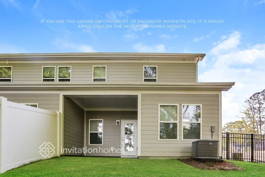 Building Photo - 1817 Commerce Dr