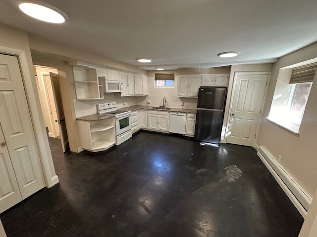 Building Photo - 6010 S Bemis St