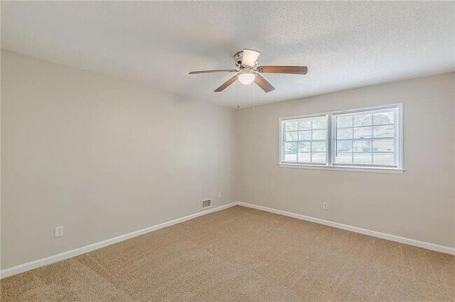 Building Photo - 3661 Boring Rd