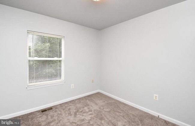 Building Photo - 10914 Coreys Way