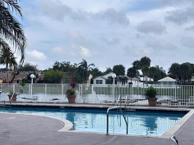 Building Photo - 2667 NW 33rd St