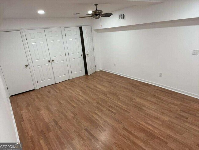 Building Photo - 3246 Mar Lanta Dr