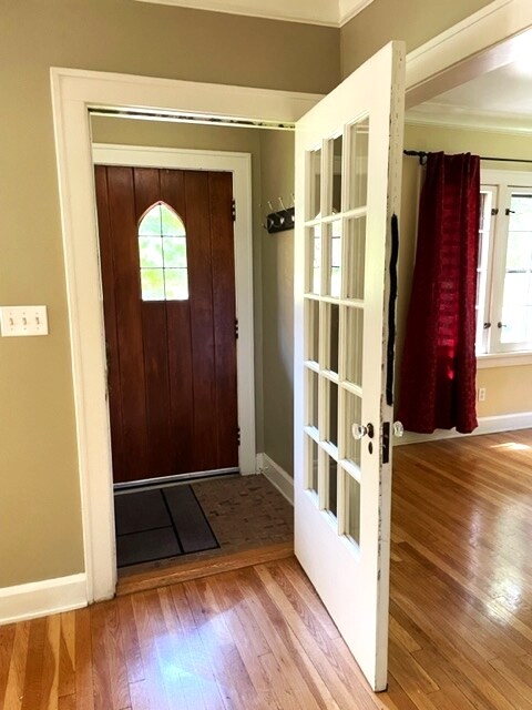 Building Photo - 3403 Dellwood Rd