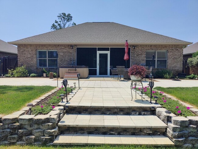 Building Photo - 270 Whispering Lake Dr
