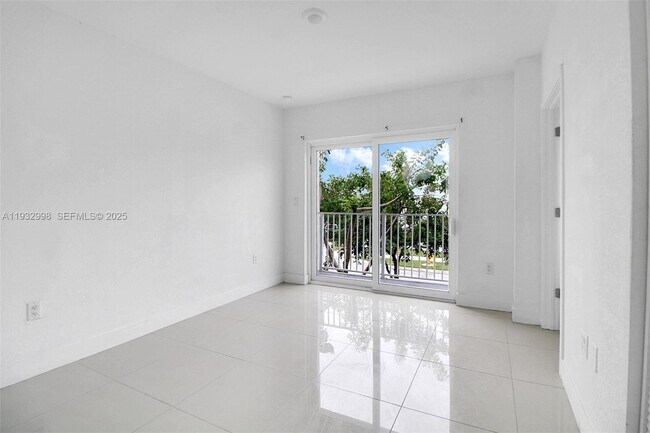 Building Photo - 14482 SW 259th St