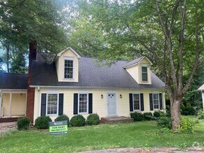 Building Photo - Charming 4-Bedroom, 2-Bath Home with Spaci...