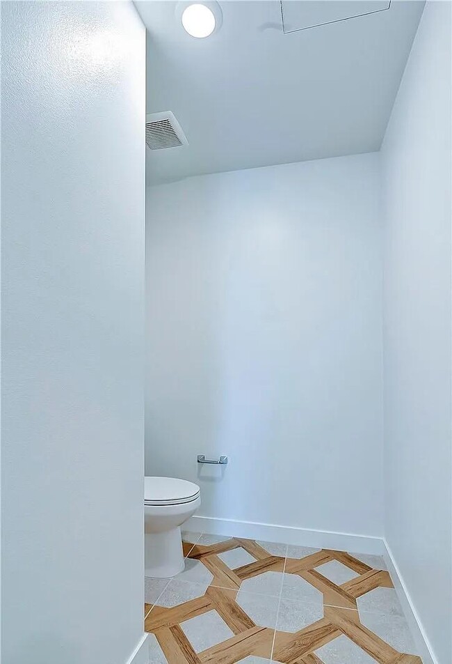Building Photo - 1204 Rivington