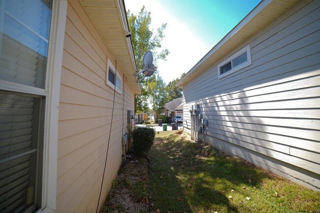 Building Photo - 5434 Hampton Hill Cir