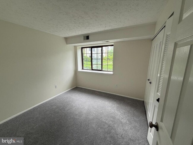 Building Photo - 12205 Peach Crest Dr