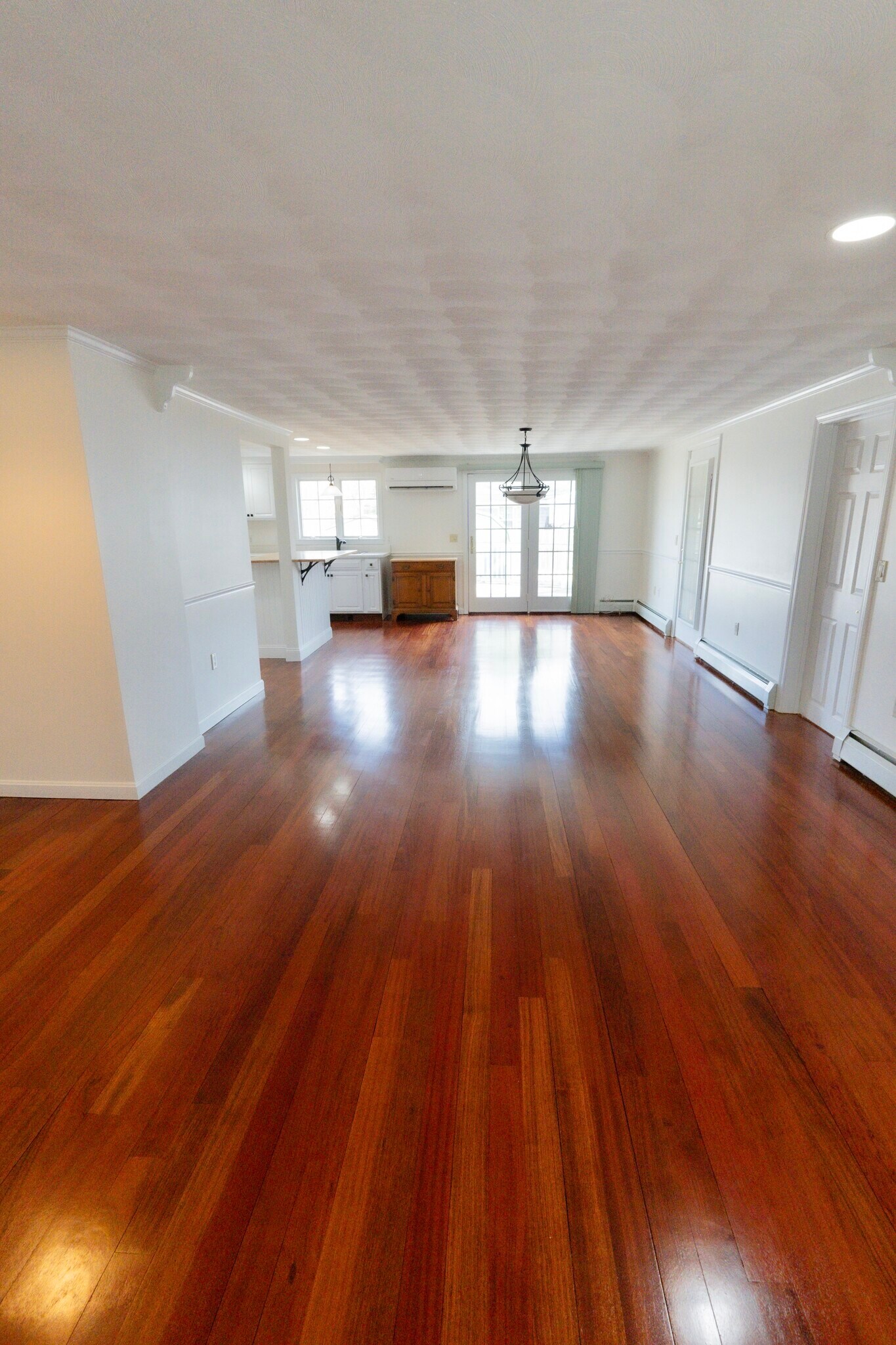 Building Photo - 178 Manning St