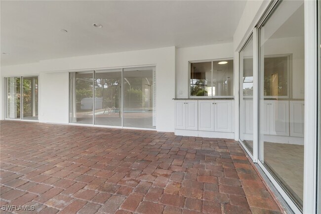 Building Photo - 750 Southern Pines Dr