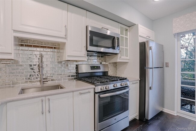 Building Photo - 203 Park Ridge Ln