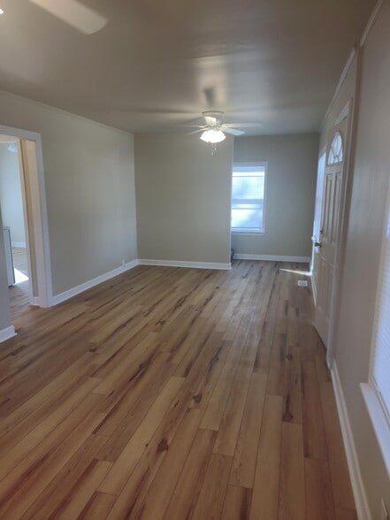 Building Photo - 8902 Prospect St