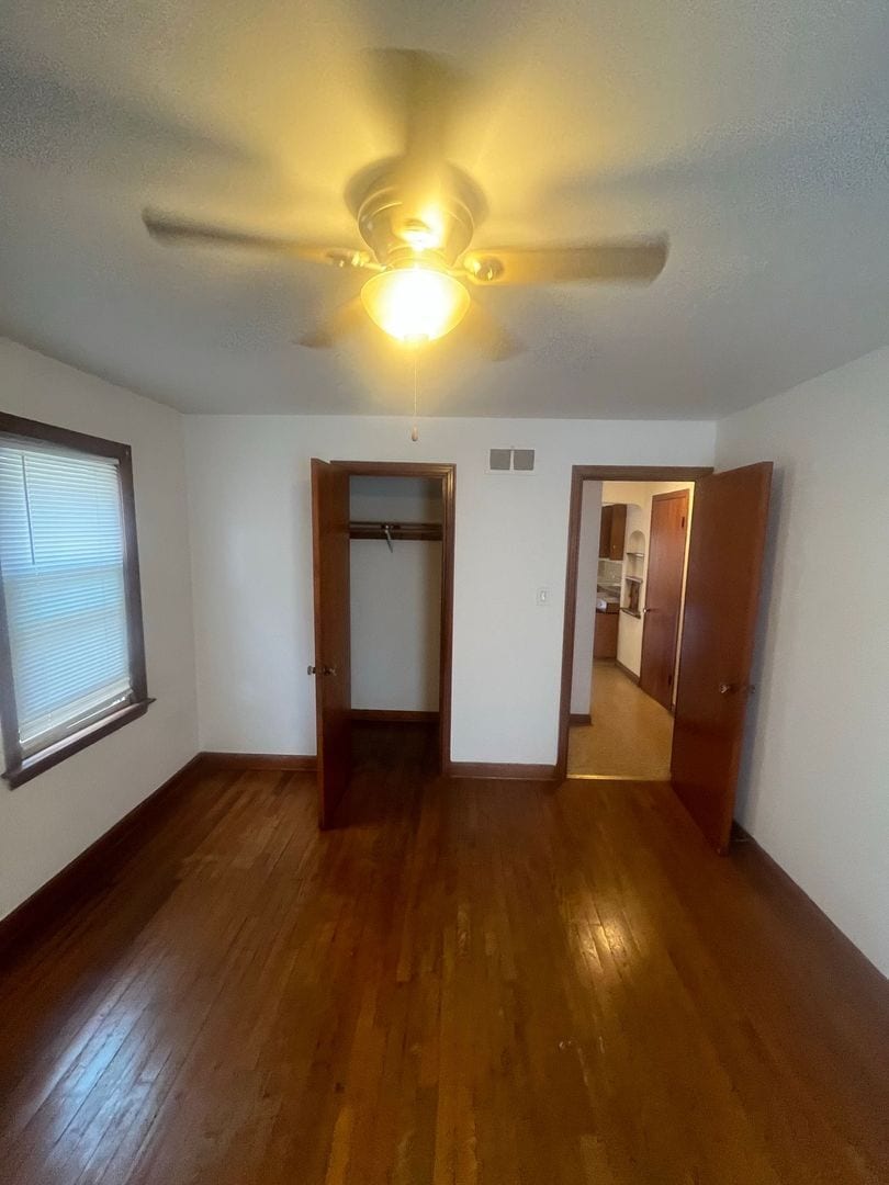 Building Photo - 5309 W Greenfield Ave