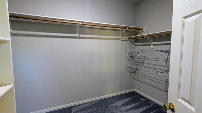 Building Photo - 114 Ambrose Dr