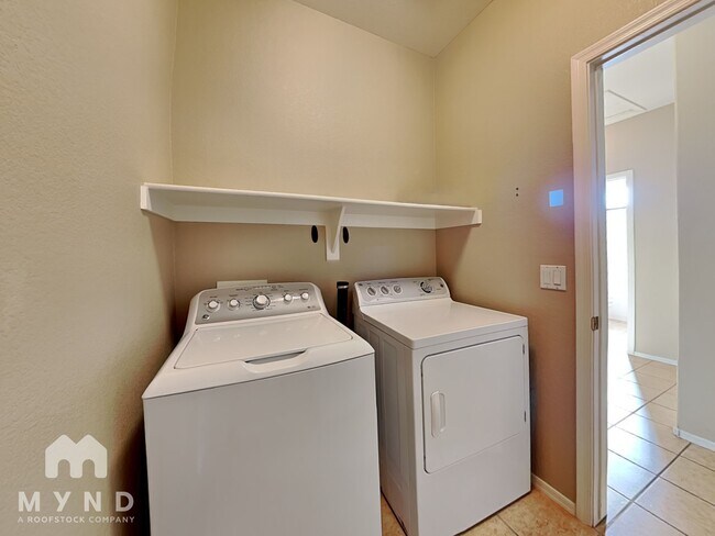 Building Photo - 40908 N Barnum Way