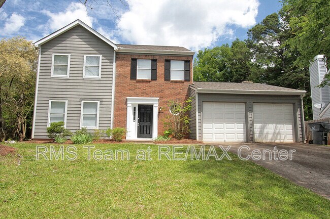 Primary Photo - 1381 Omie Way