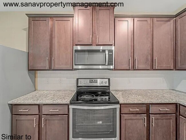Building Photo - Welcome to Your Dream Home in the Heart of...