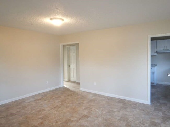 Building Photo - 4218 Buck St