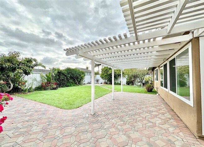 Building Photo - 4162 Fireside Cir