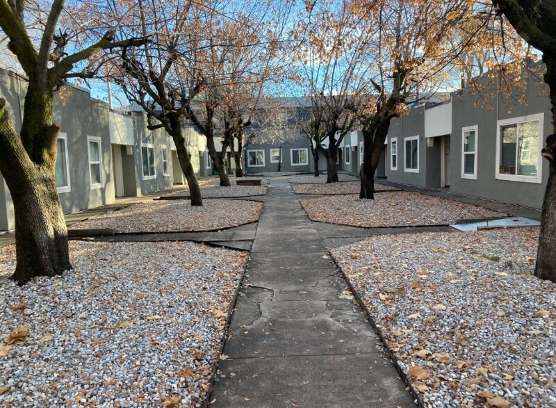 Building Photo - 614 E 600 S