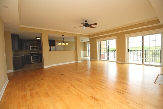 Building Photo - 10765 Clocktower Dr