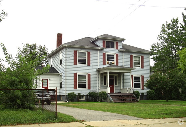 Primary Photo - Heritage Apartments III