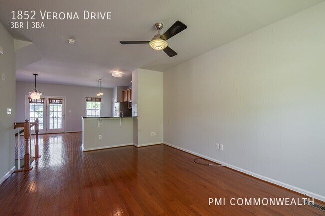 Building Photo - 1852 Verona Dr