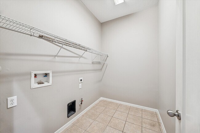 Building Photo - 19223 Fisher Ridge Ln