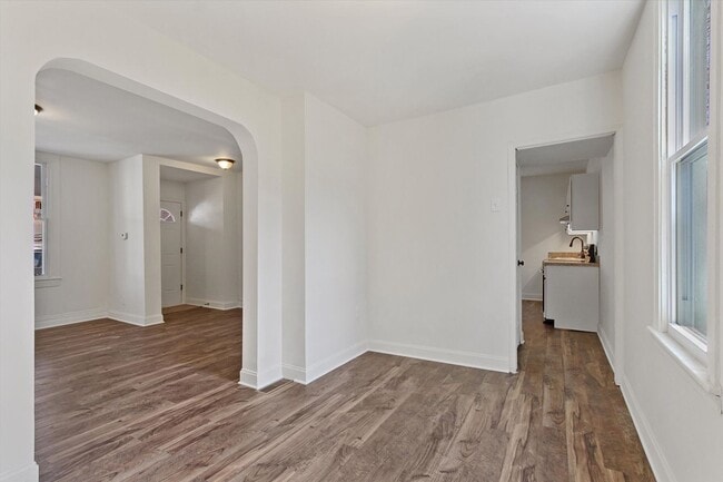 Building Photo - Coming Soon - Spacious 4 Bedroom, 2 Bath H...