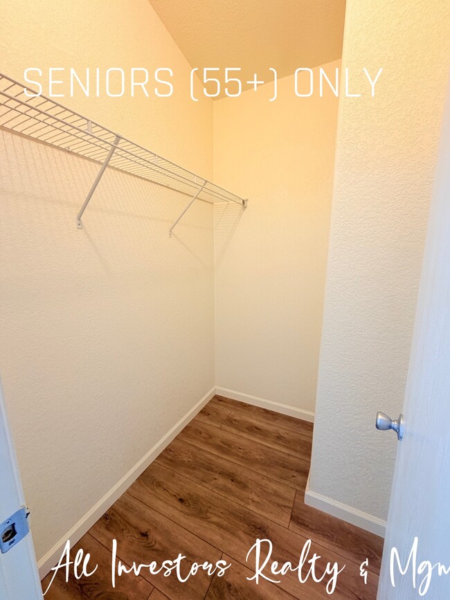 Building Photo - 200 N El Camino Real