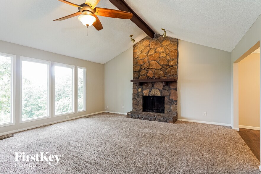 Building Photo - 1312 Whirlaway Cir