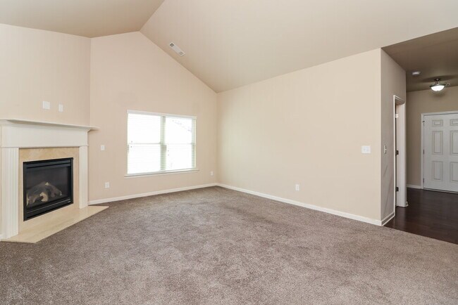 Building Photo - 2950 E Captiva Dr