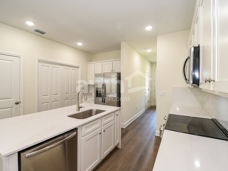 Building Photo - 97002 Blackrock Cv Wy