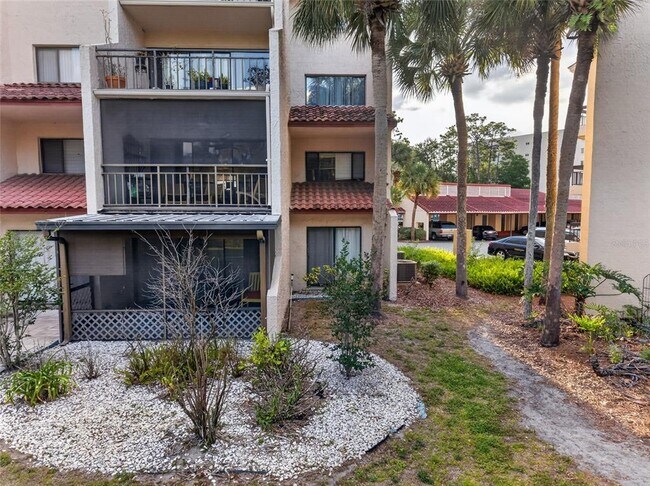 Building Photo - 1166 Carmel Cir